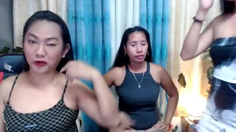 Snapshot of sexyhornymyles4uxxx chatting on December 1, 7:36 pm Sexymylessss online show from December 1, 7:36 pm