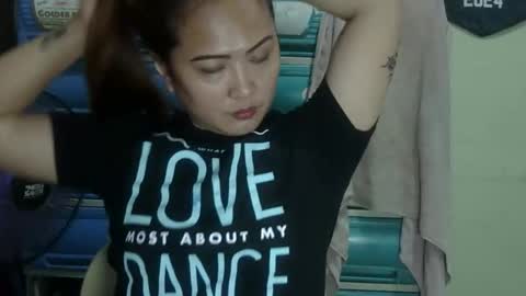 sexyhot_mama4you online show from November 27, 4:03 am