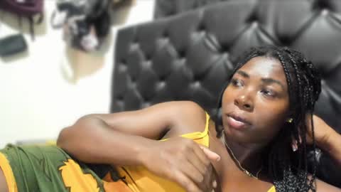 hotebony online show from December 2, 4:09 am