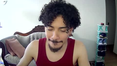 Snapshot of sexyjammyjose chatting on November 11, 9:15 pm Go and subscribe to my OF 3 ---- Follow the Heart---- online show from November 11, 9:15 pm