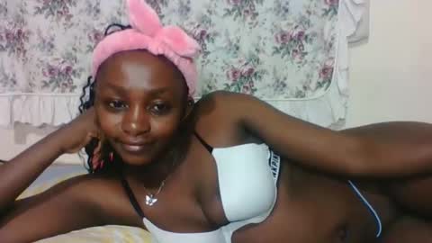 JOAN online show from February 8, 6:44 pm