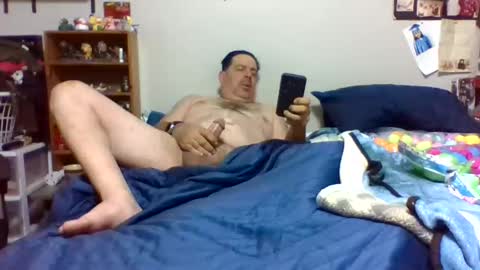 Snapshot of sexyjoey12 chatting on April 5, 2:25 pm sexyjoey12 online show from April 5, 2:25 pm