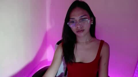 Snapshot of sexykarina_ chatting on September 18, 1:40 am Karina3 online show from September 18, 1:40 am