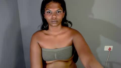 Snapshot of sexykitten147 chatting on January 10, 1:10 am SexyKitten147 online show from January 10, 1:10 am