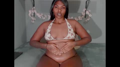 Snapshot of sexykitten147 chatting on September 20, 11:39 pm SexyKitten147 online show from September 20, 11:39 pm