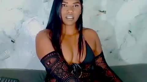 Snapshot of sexykitten147 chatting on June 28, 12:27 am SexyKitten147 online show from June 28, 12:27 am