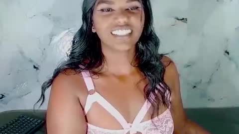 Snapshot of sexykitten147 chatting on June 28, 11:44 pm SexyKitten147 online show from June 28, 11:44 pm