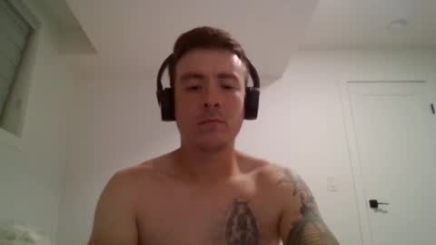 Snapshot of sexylatino4 chatting on October 7, 2:31 am sexylatino4 online show from October 7, 2:31 am