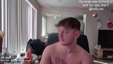 Snapshot of sexylax69 chatting on February 9, 3:27 pm sexylax69 online show from February 9, 3:27 pm