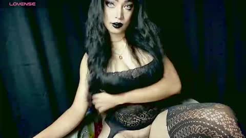 April online show from February 6, 11:41 pm