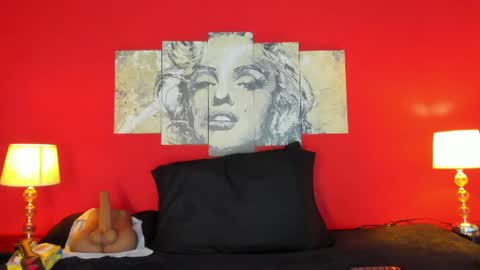 Snapshot of sexymaduraluciana chatting on July 9, 10:52 am Luciana online show from July 9, 10:52 am