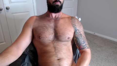 Snapshot of sexymanmk26 chatting on October 5, 2:59 pm lets go private im ready to play pvt cum online show from October 5, 2:59 pm