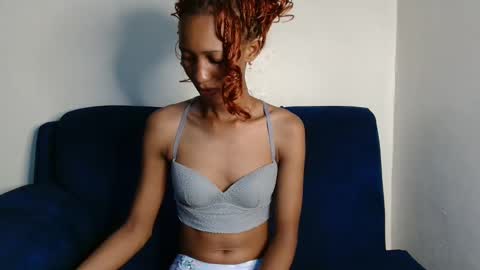 Snapshot of sexymaxxine chatting on January 18, 8:12 pm sexymaxxine online show from January 18, 8:12 pm