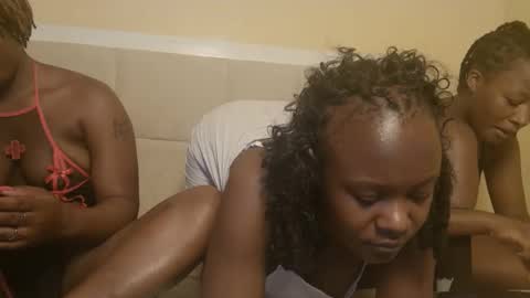 Miss mia online show from September 18, 7:05 pm