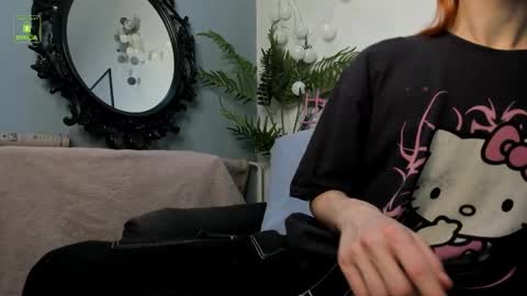 Snapshot of sexymiatrans chatting on October 30, 12:28 pm Sexy online show from October 30, 12:28 pm