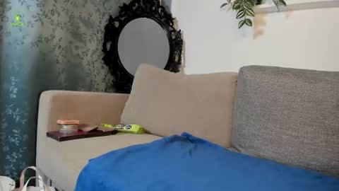 Snapshot of sexymiatrans chatting on November 29, 10:57 pm Sexy online show from November 29, 10:57 pm