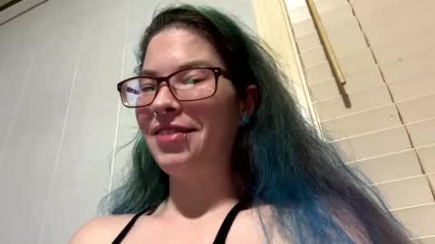 Snapshot of sexymilf42088 chatting on January 15, 3:11 am sexymilf42088 online show from January 15, 3:11 am