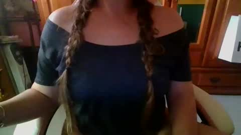 sexymisss24 online show from October 6, 11:40 am