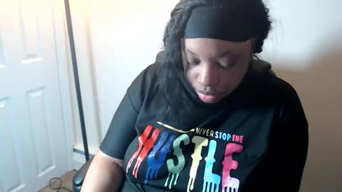 SexyMona online show from May 31, 9:27 am