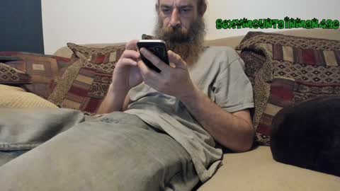 Snapshot of sexymountainman420 chatting on December 8, 5:29 am Sexymountainman420 online show from December 8, 5:29 am