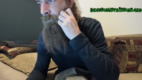 Snapshot of sexymountainman420 chatting on December 9, 2:56 am Sexymountainman420 online show from December 9, 2:56 am