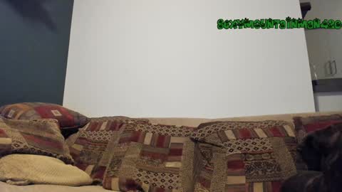 Snapshot of sexymountainman420 chatting on December 25, 12:37 am Sexymountainman420 online show from December 25, 12:37 am