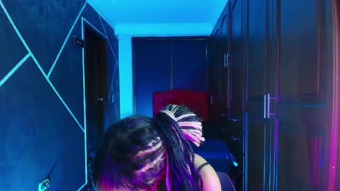 Snapshot of sexynaf chatting on December 28, 7:01 pm N A F online show from December 28, 7:01 pm