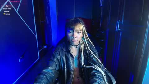 Snapshot of sexynaf chatting on December 29, 1:13 am N A F online show from December 29, 1:13 am