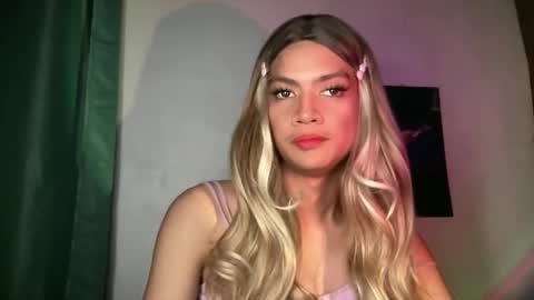 LIEZEL online show from June 2, 4:31 pm