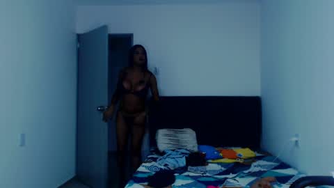 Snapshot of sexynatalia25 chatting on December 12, 8:32 pm Natalia Duran online show from December 12, 8:32 pm