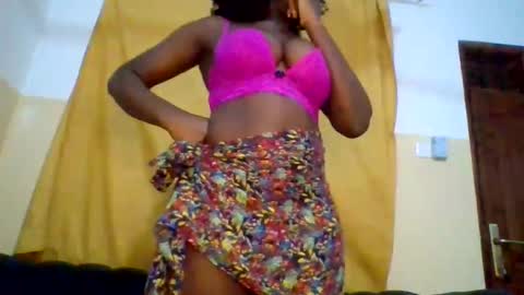 Snapshot of sexynatasha46 chatting on February 4, 12:11 pm natasha online show from February 4, 12:11 pm