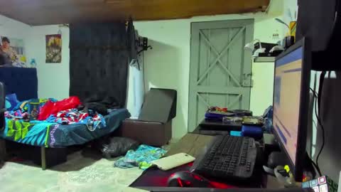 Snapshot of sexynative4u chatting on November 8, 12:33 am sexynative4u online show from November 8, 12:33 am