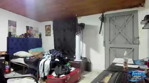 Snapshot of sexynative4u chatting on February 27, 2:33 am sexynative4u online show from February 27, 2:33 am