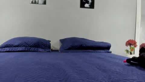 Snapshot of sexynova_93 chatting on February 24, 8:18 pm sexynova 93 online show from February 24, 8:18 pm