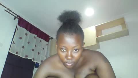 Snapshot of sexypamm chatting on May 27, 7:55 pm sexypamm online show from May 27, 7:55 pm