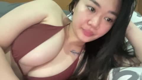 sexypenguin13 online show from October 27, 5:55 am