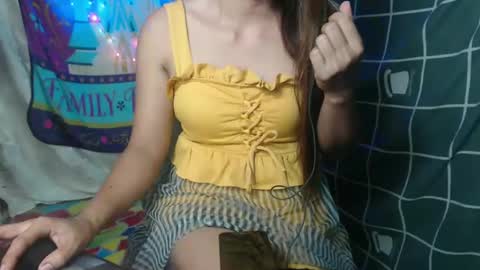 Snapshot of sexypinay2023 chatting on December 6, 10:05 am Goddess Venus online show from December 6, 10:05 am