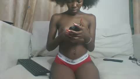 Snapshot of sexypricky chatting on March 30, 1:01 pm sexypricky online show from March 30, 1:01 pm