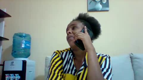 Snapshot of sexyqueen3457132 chatting on December 20, 6:45 pm DOVY ACHIENG online show from December 20, 6:45 pm