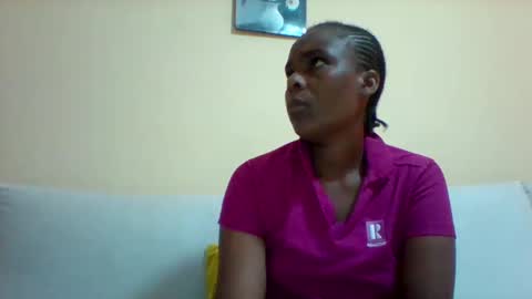 Snapshot of sexyqueen3457132 chatting on January 15, 9:35 am DOVY ACHIENG online show from January 15, 9:35 am