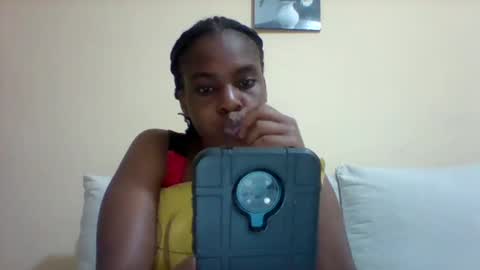 Snapshot of sexyqueen3457132 chatting on January 26, 6:27 pm DOVY ACHIENG online show from January 26, 6:27 pm