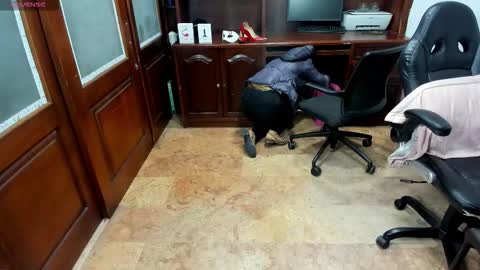 R A C H E L online show from November 16, 12:00 pm