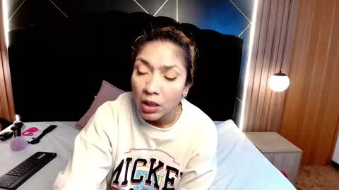 R A C H E L online show from February 20, 12:16 pm