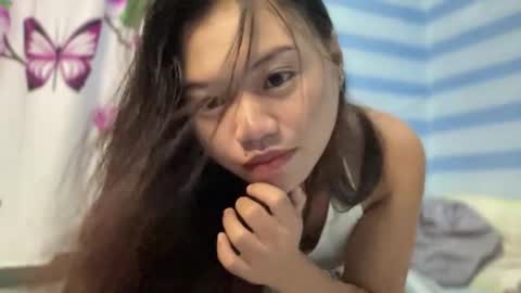 Reese online show from December 5, 8:16 pm