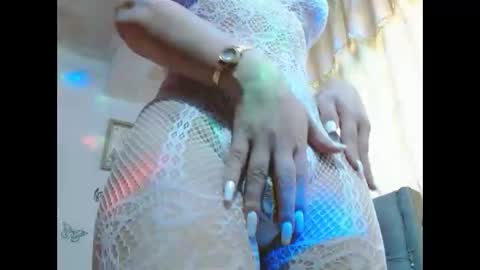 Venus Independent Model online show from October 22, 5:13 pm