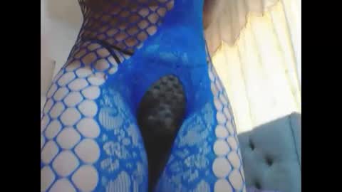 Venus Independent Model online show from April 28, 9:09 pm