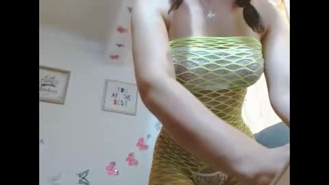Venus Independent Model online show from May 11, 5:10 pm