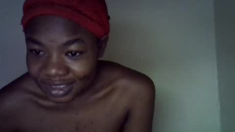 Snapshot of sexyshaz22 chatting on June 13, 6:00 am sexyshaz22 online show from June 13, 6:00 am