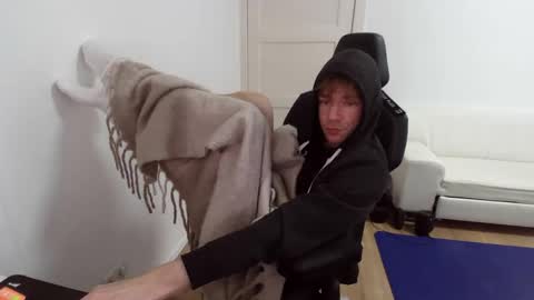 urPersonalToyboy420 online show from January 11, 12:10 pm