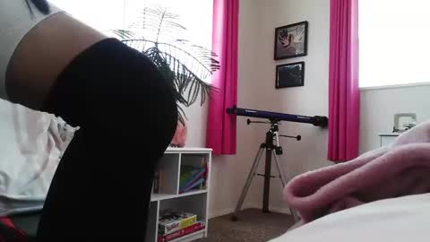 Snapshot of sexysmiley109 chatting on January 28, 7:42 pm sexysmiley109 online show from January 28, 7:42 pm